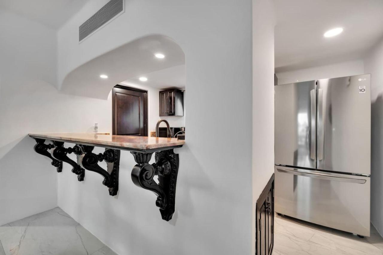 Completely Remodeled 2Bd-2Ba Plaza Bonita Villa Cabo San Lucas Exterior photo